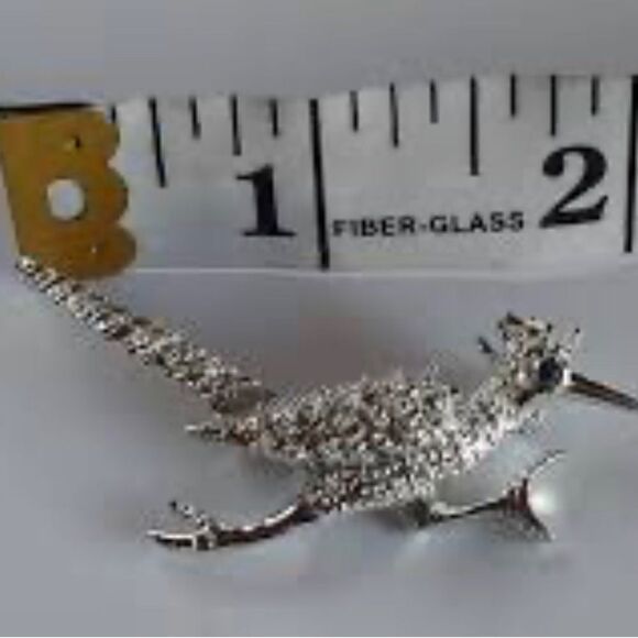 Vintage Silver Desert Roadrunner Bird with Blue Rhinestone Eyes Costume Brooch - Picture 3 of 8
